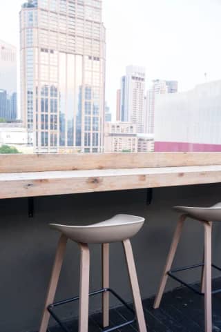รูฟท็อปวิวเมือง - Zayn Hotel พร้อมพงษ์