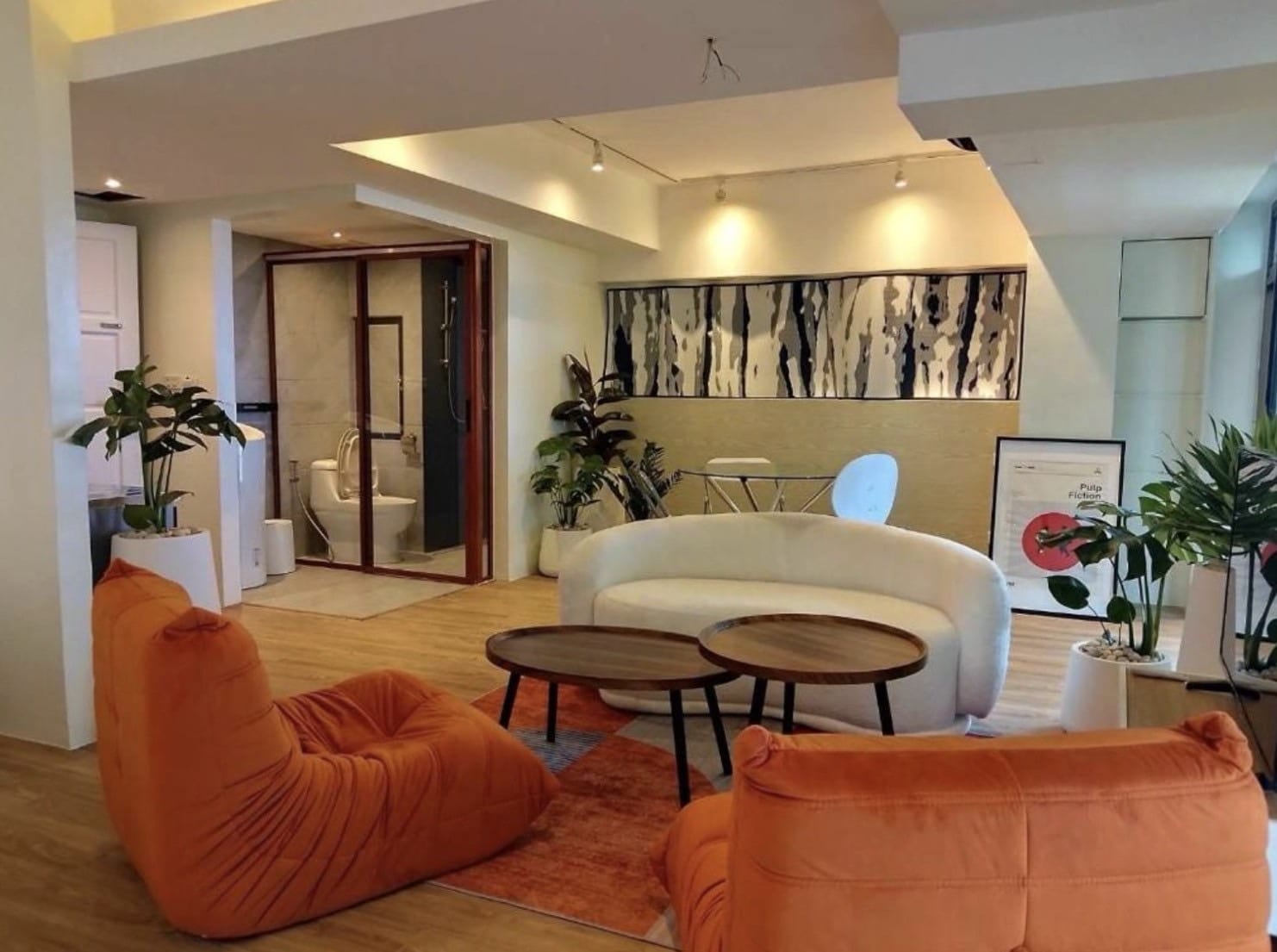 อ่างอาบน้ำหรูหรา Suite Room - Zayn Hotel พร้อมพงษ์